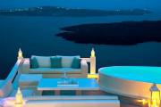 Aqua Luxury Suites