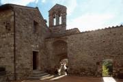 Castel Monastero